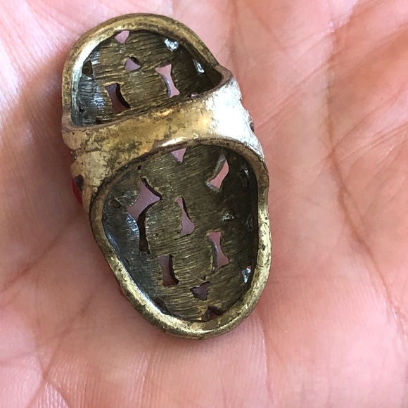 Giant statement ring - Picture 6 of 8